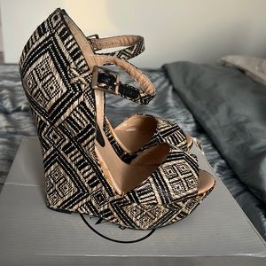 Steve Madden Wedge sandal
